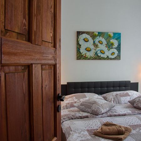 Kopretina Apartment Cerne Udoli Bagian luar foto