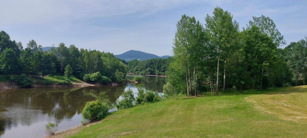 Kopretina Apartment Cerne Udoli Bagian luar foto