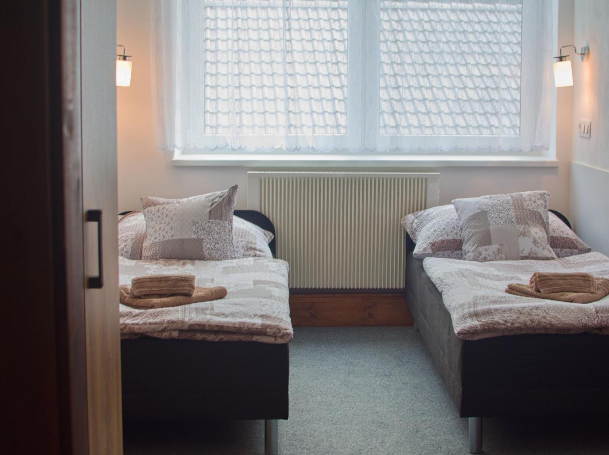 Kopretina Apartment Cerne Udoli Bagian luar foto