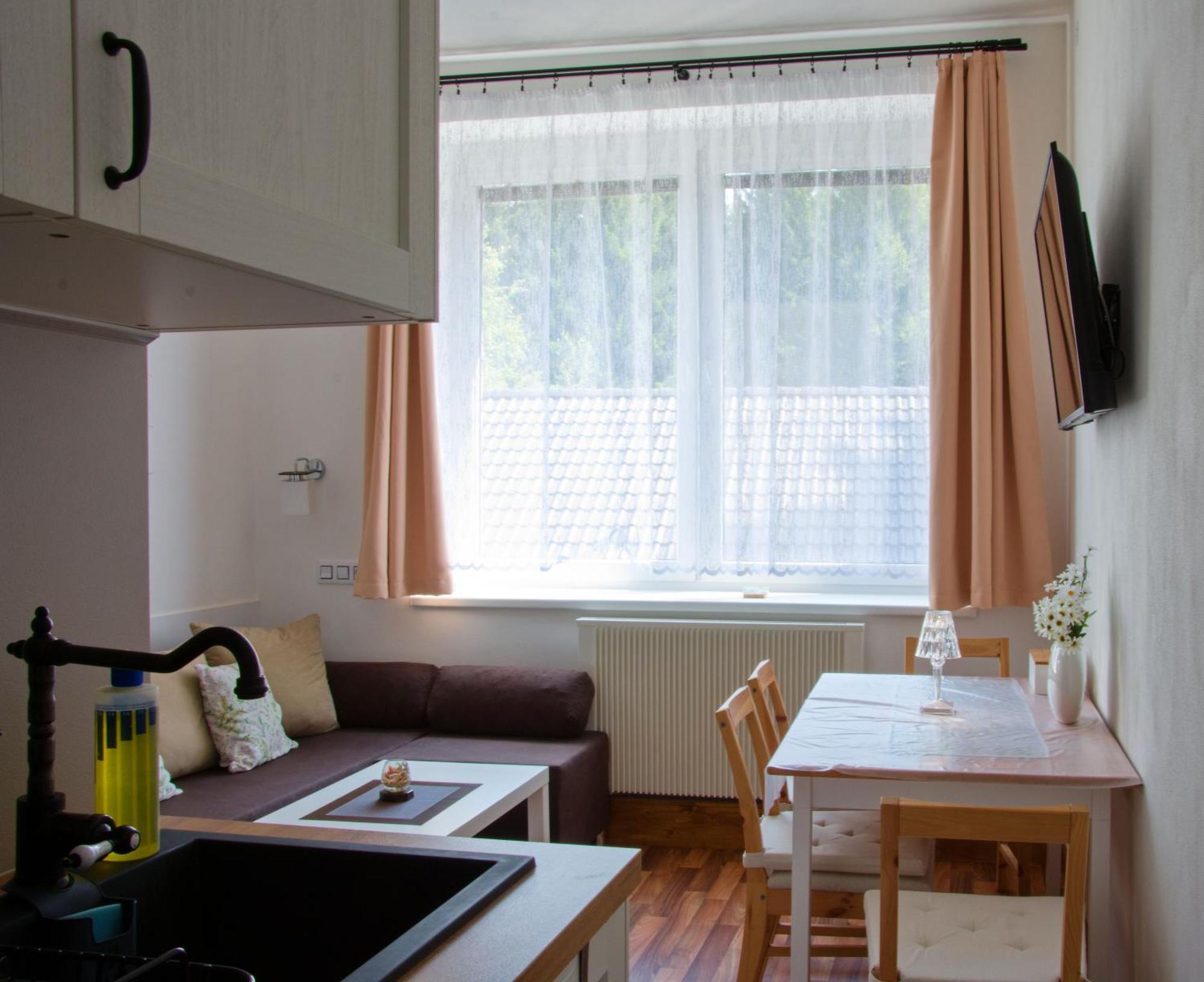 Kopretina Apartment Cerne Udoli Bagian luar foto