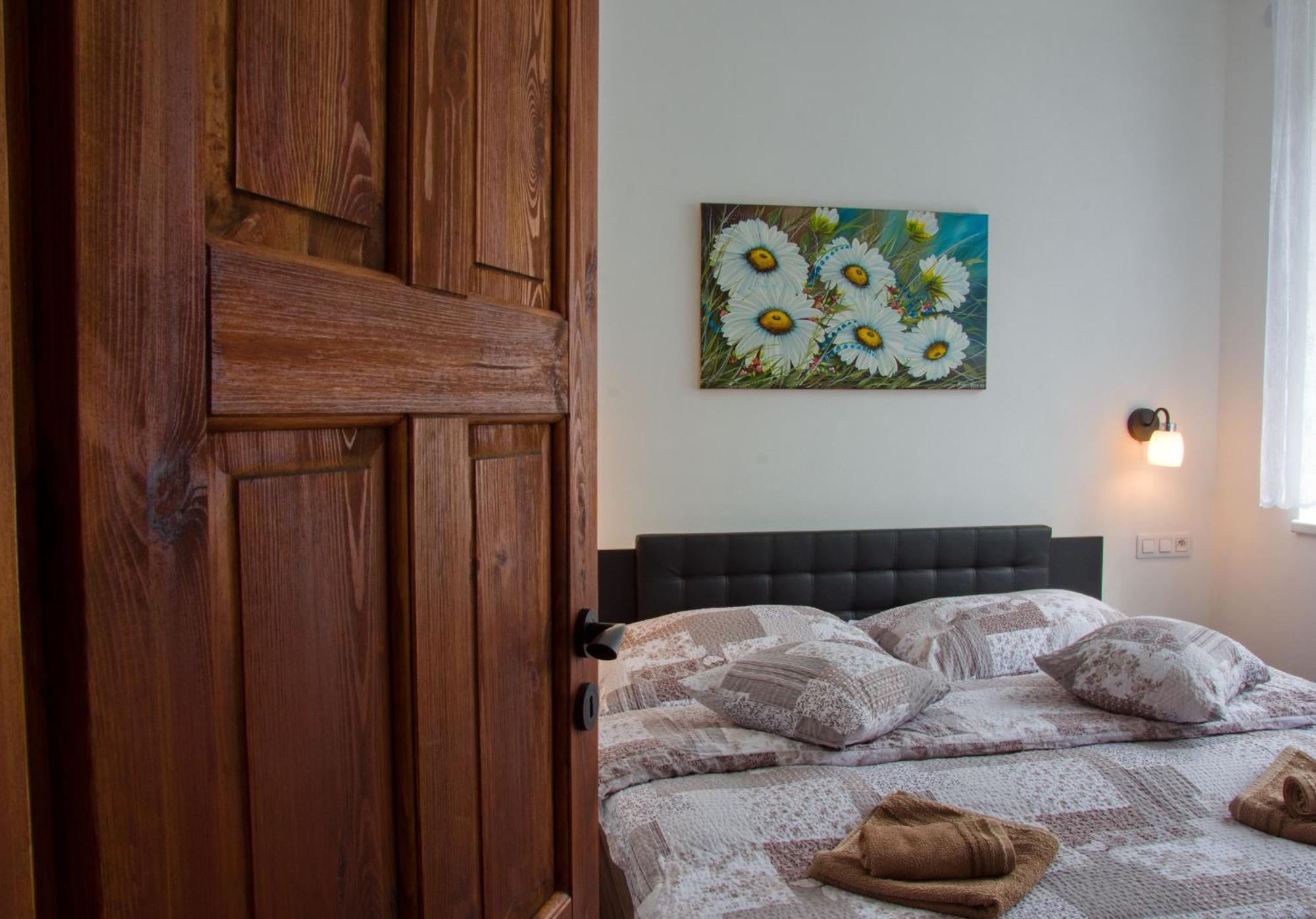 Kopretina Apartment Cerne Udoli Bagian luar foto